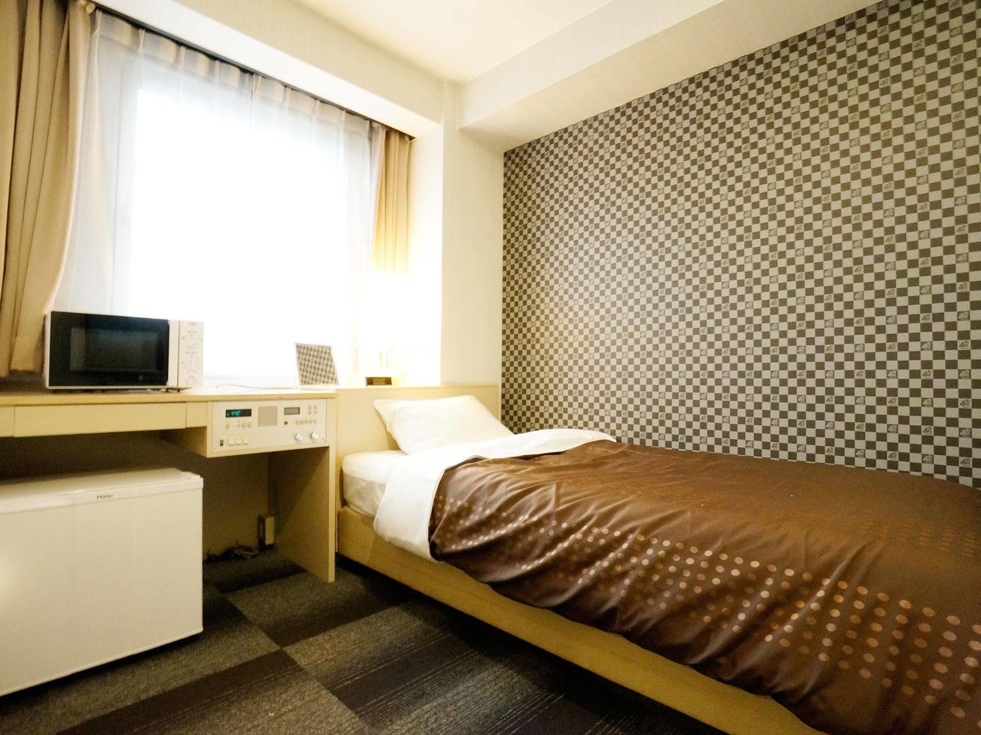 Livemax Kyoto Gojo Hotel Exterior foto